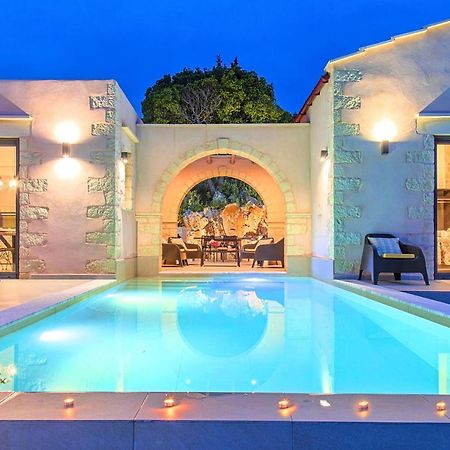 Villa Vardis Heated Pool Vryses Ngoại thất bức ảnh